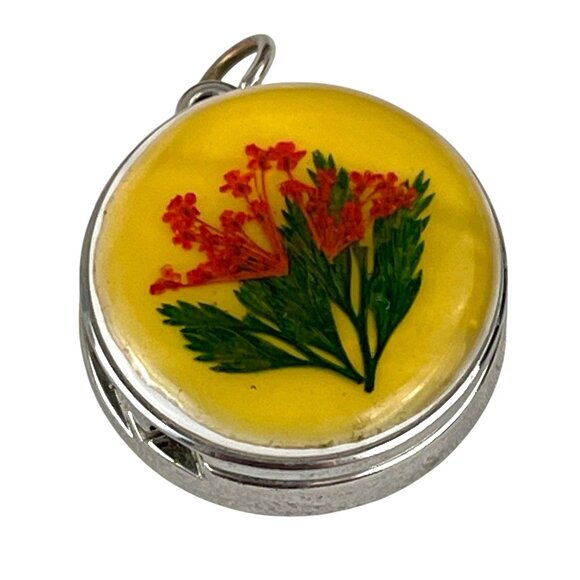 Pierre Cardin Quartz Pocket Watch With Floral Design Stainless Steel & Resin Cas - Picture 3 of 5